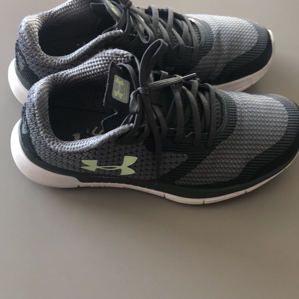 Under armour womens running shoes